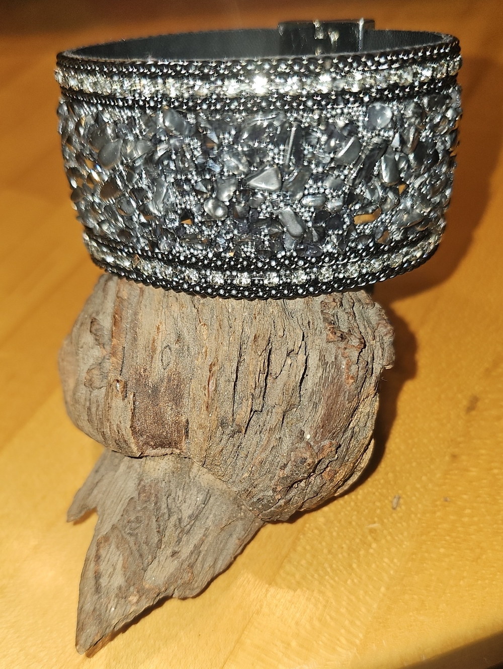 Boutique Metallic Gunmetal Stone Chip & Rhinestone Magnetic Cuff Bracelet - 7.5"